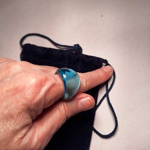 Clear Blue Glass Dome Ring Modernist Edgy Artistic Art TEACHER Size 7.75 Boho - Picture 7 of 9
